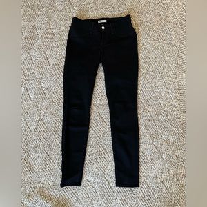 Good American pocket panel maternity skinny jeans